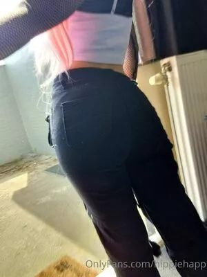 Hippiehapp Onlyfans Leaked Nude Image #MPpIc8NKeY