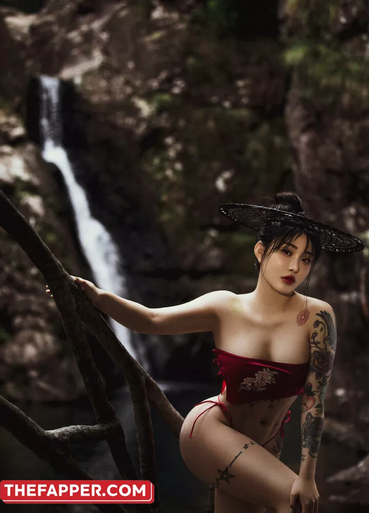 Hitomi Songyuxin  Onlyfans Leaked Nude Image #14M90592hu