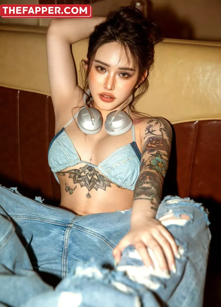 Hitomi Songyuxin  Onlyfans Leaked Nude Image #ILcFwONGGl