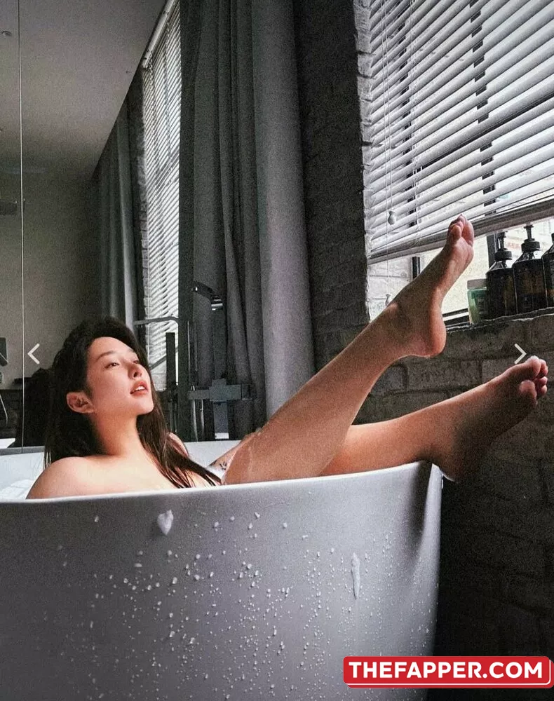 Hitomi Songyuxin  Onlyfans Leaked Nude Image #tN9vz0ajEC