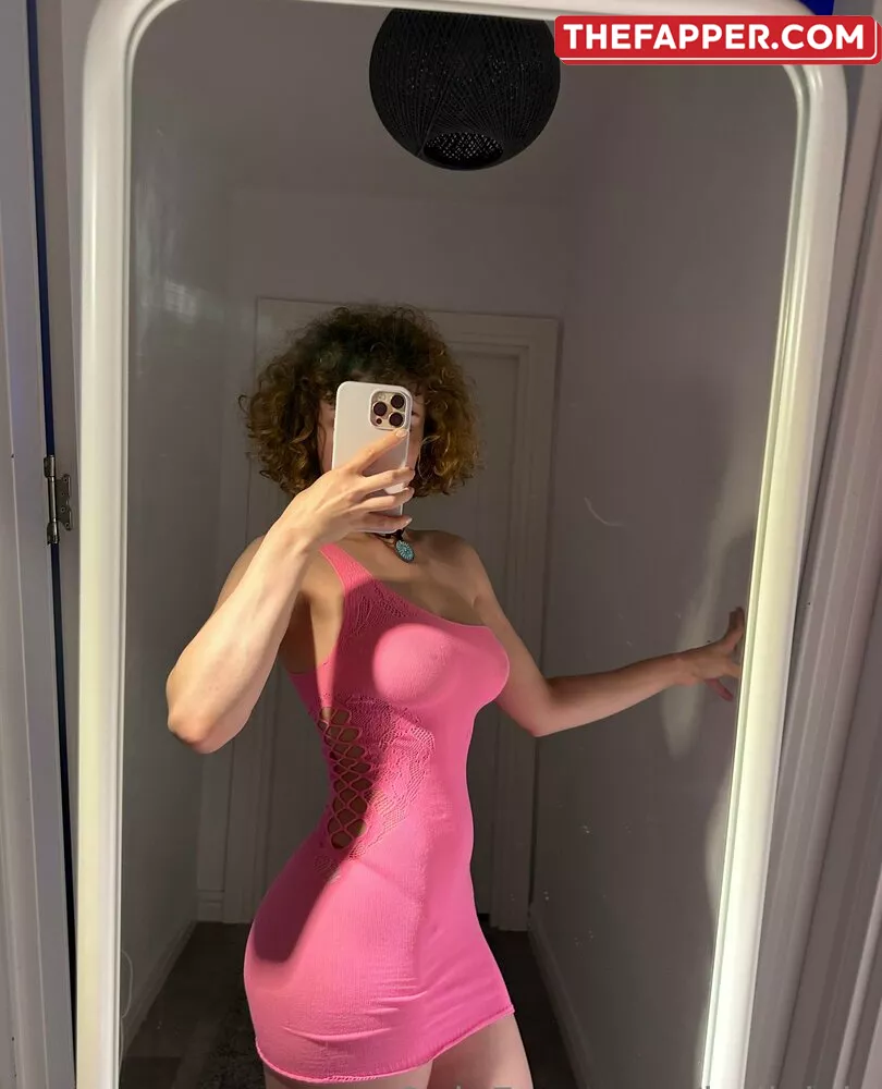 Hollyloly  Onlyfans Leaked Nude Image #SgXFE1Irr6