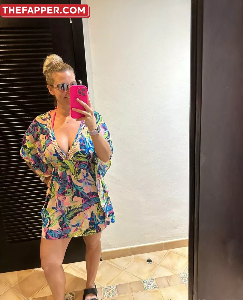 Hotwife_ellie  Onlyfans Leaked Nude Image #Pdy47OlJSS
