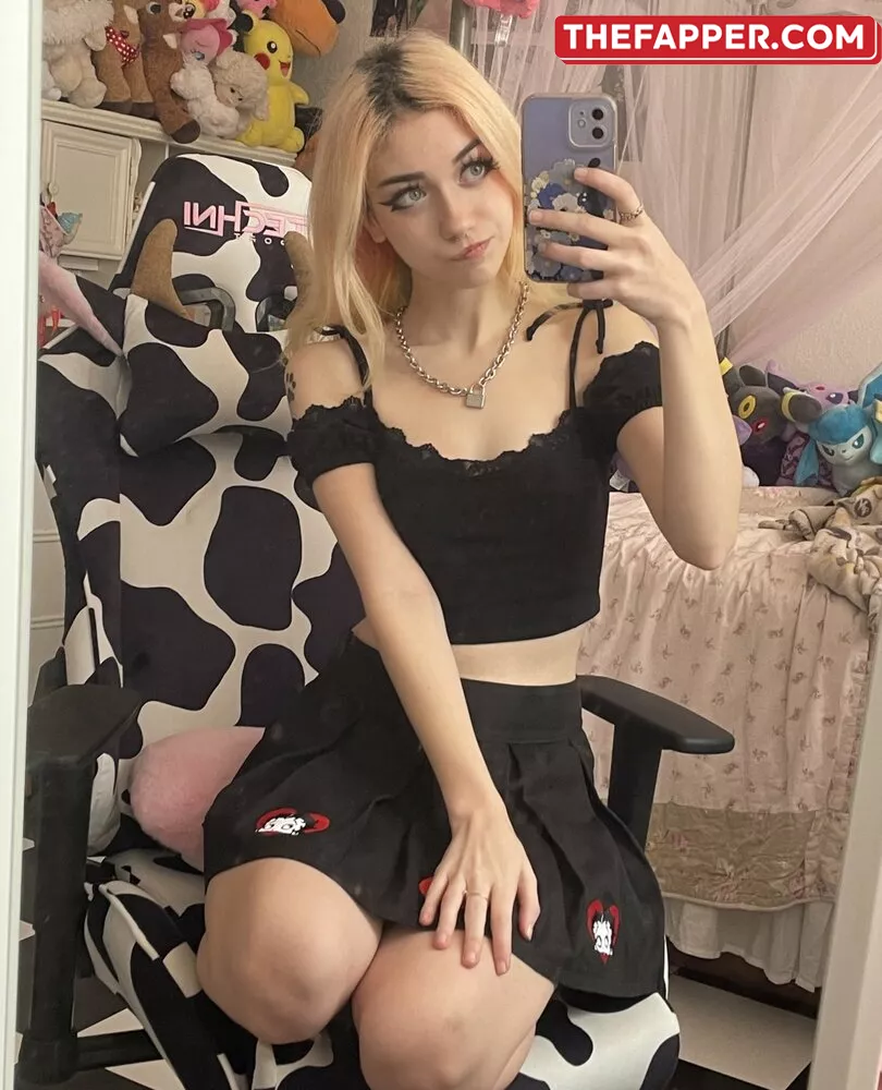 Iluvmeww  Onlyfans Leaked Nude Image #haC7b0s2om