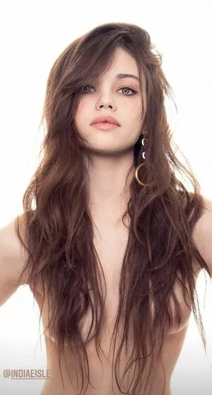 India Eisley #owIh4az61w