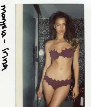 Irina Shayk #sir1wBNmHD