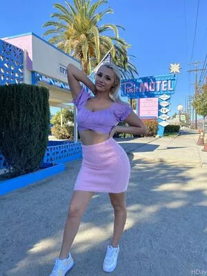 Itshollyday Onlyfans Leaked Nude Image #KvigvrqbY3