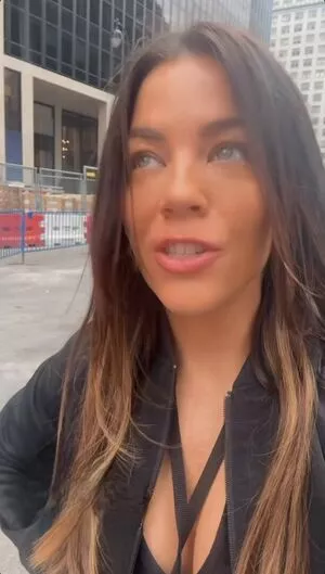Jackie Redmond #eqnJczSJZf
