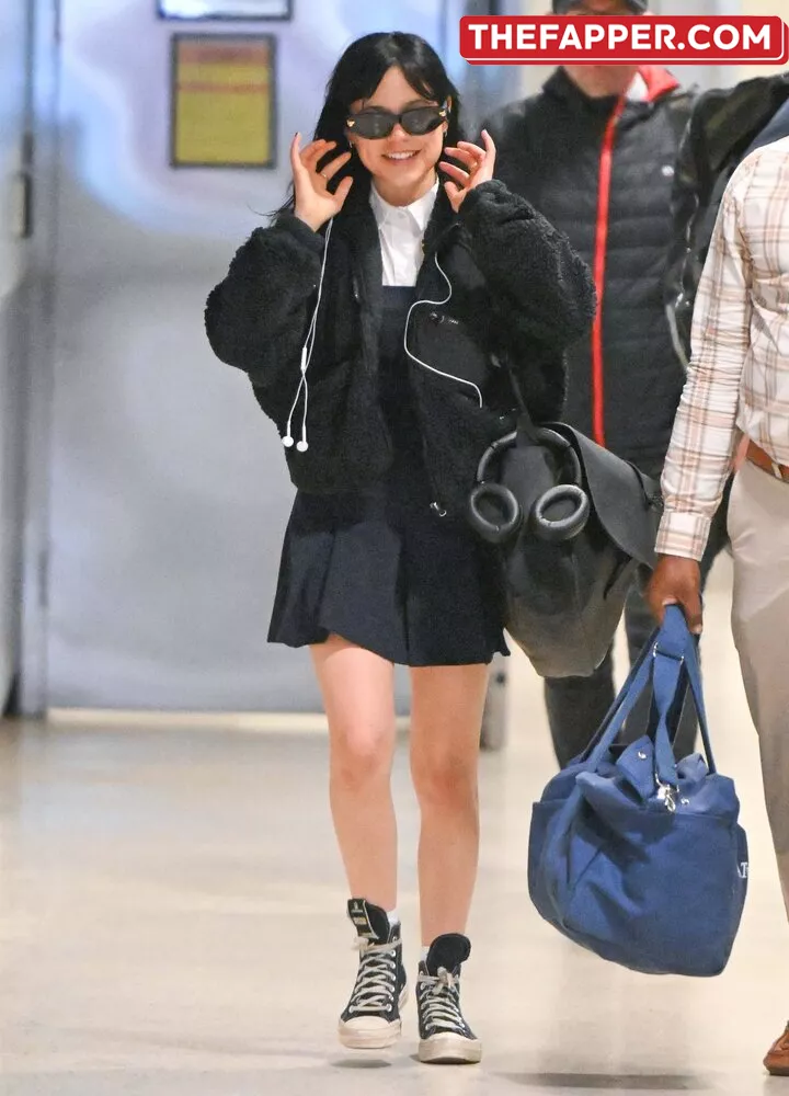 Jenna Ortega  Onlyfans Leaked Nude Image #DNTwlo2kZn