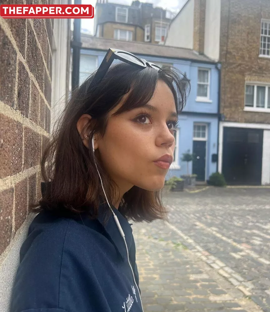 Jenna Ortega  Onlyfans Leaked Nude Image #rMy1h89Dyl