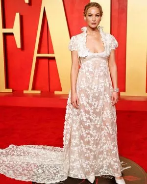 Jennifer Lawrence #FHw9EUl7ji
