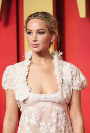 Jennifer Lawrence #W9iNA0hFla