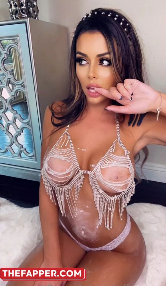 Juli.annee  Onlyfans Leaked Nude Image #Y77LGuoW5n