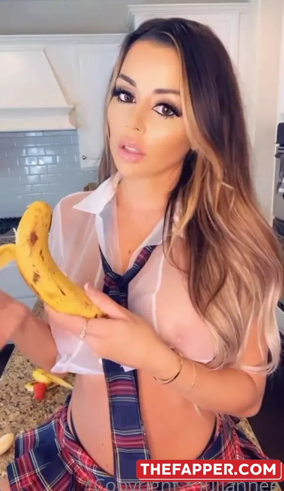 Juli.annee  Onlyfans Leaked Nude Image #aXygPYv3gj