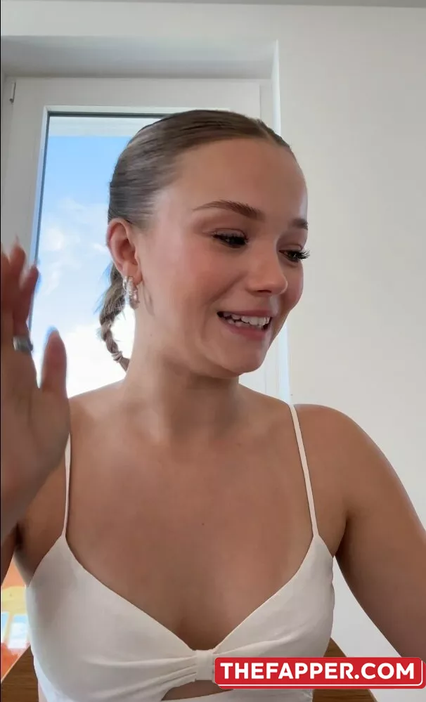 Julia Beautx  Onlyfans Leaked Nude Image #F3zO0Xh9o8