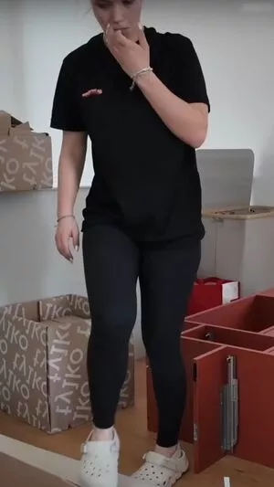 Julia Beautx #mIJ0E6KKkO