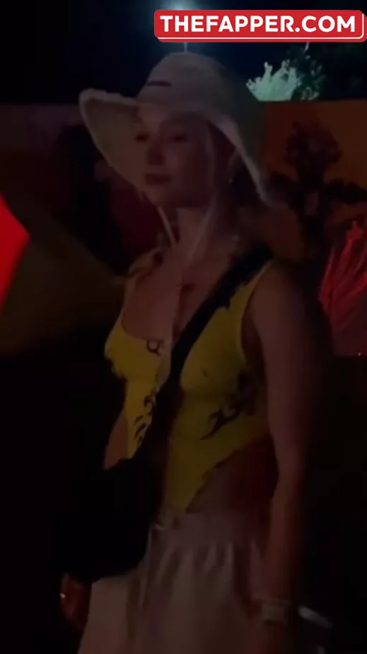 Julia Beautx  Onlyfans Leaked Nude Image #sJZx4Lb8X9