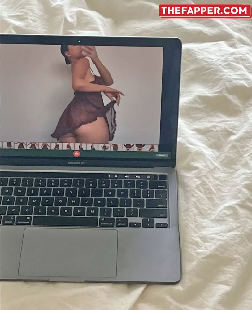 Julia Kelly  Onlyfans Leaked Nude Image #2gS3s9ttmm
