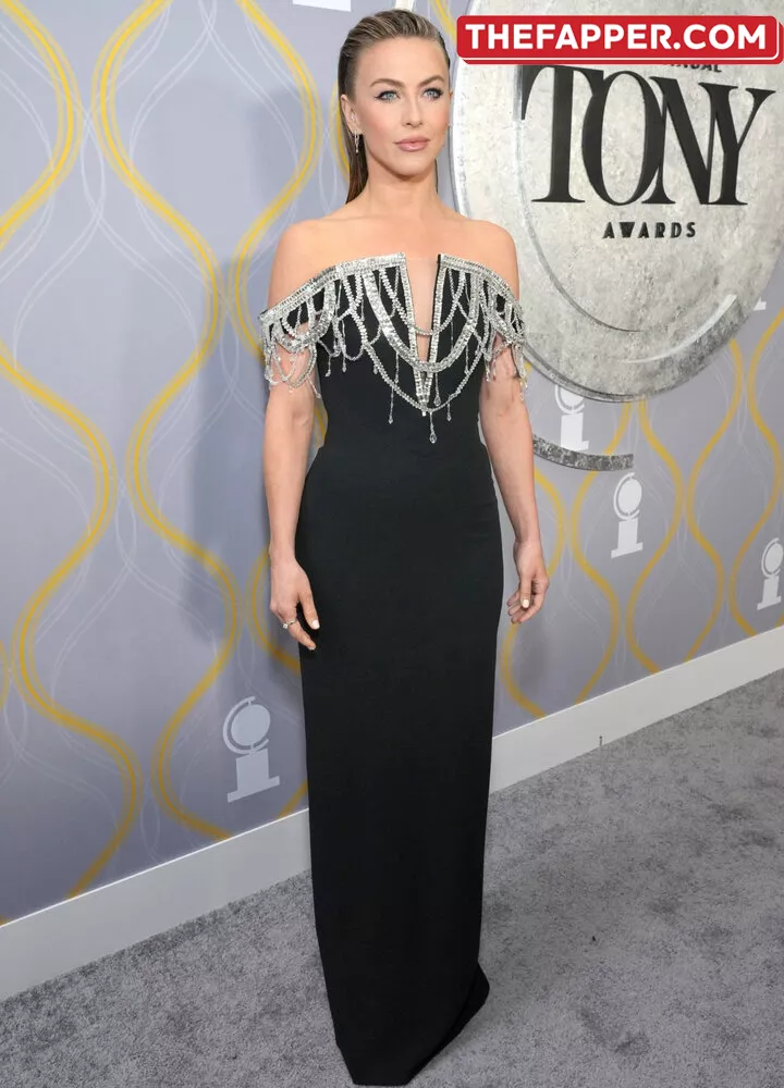 Julianne Hough  Onlyfans Leaked Nude Image #iOKws2ZIzy