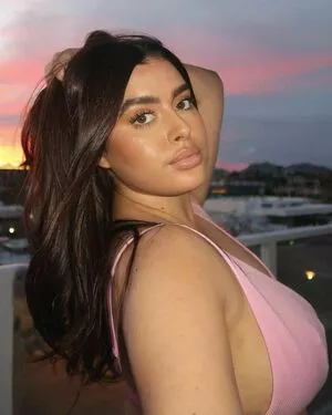 Kalani Hilliker #yMBNCGRUZU
