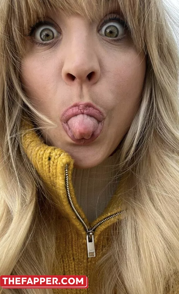 Kaley Cuoco  Onlyfans Leaked Nude Image #4GETZ9CrZf