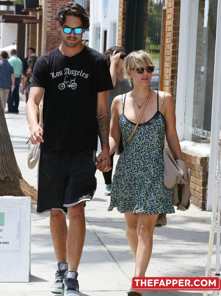 Kaley Cuoco  Onlyfans Leaked Nude Image #7baOtPkUsx