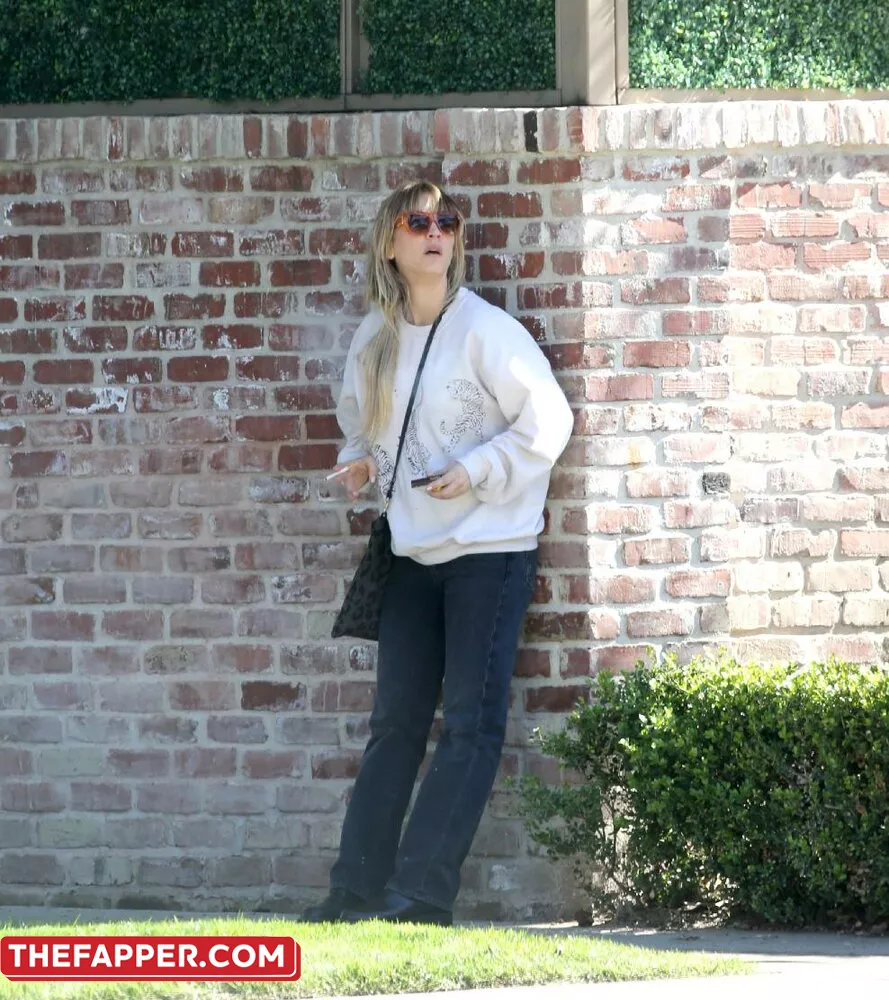 Kaley Cuoco  Onlyfans Leaked Nude Image #9XpaAcXYpH