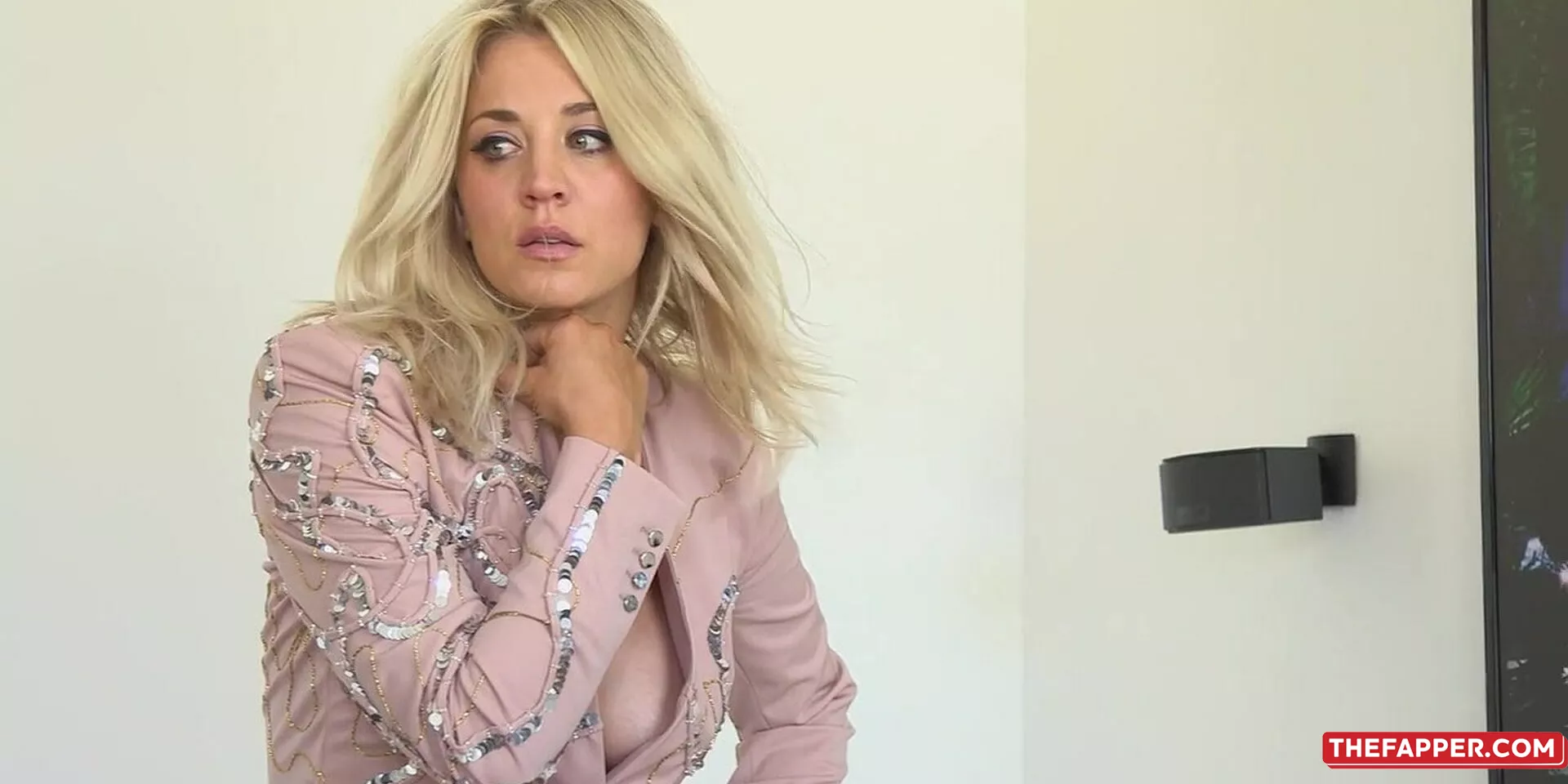 Kaley Cuoco  Onlyfans Leaked Nude Image #K9NmG4aVIg