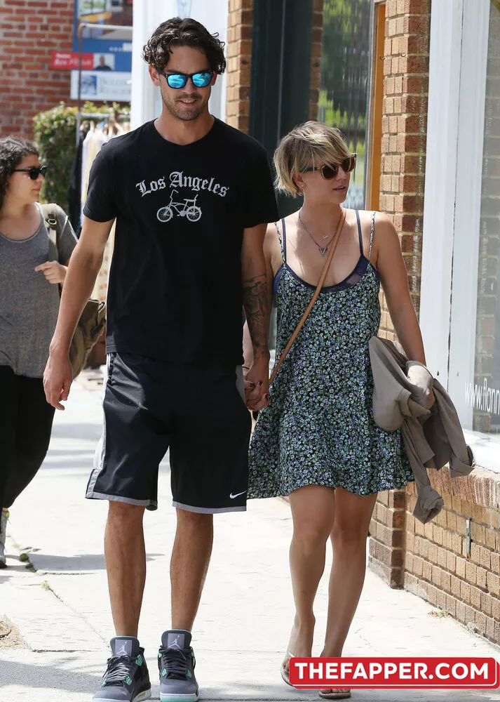 Kaley Cuoco  Onlyfans Leaked Nude Image #KGsl67eRIu