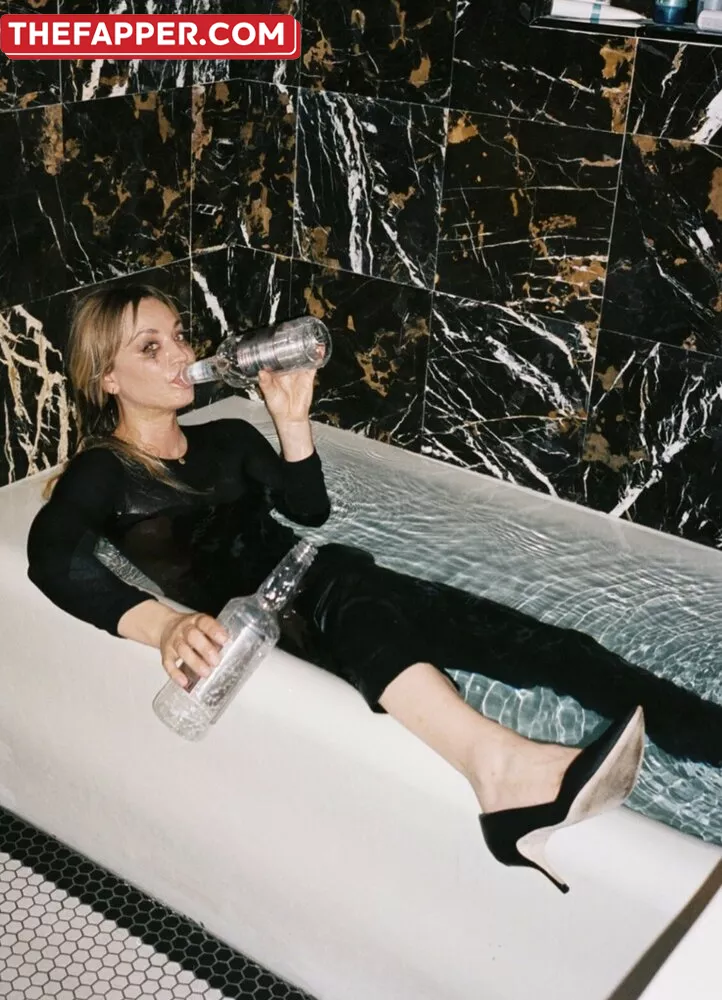 Kaley Cuoco  Onlyfans Leaked Nude Image #siJEa8kR6B