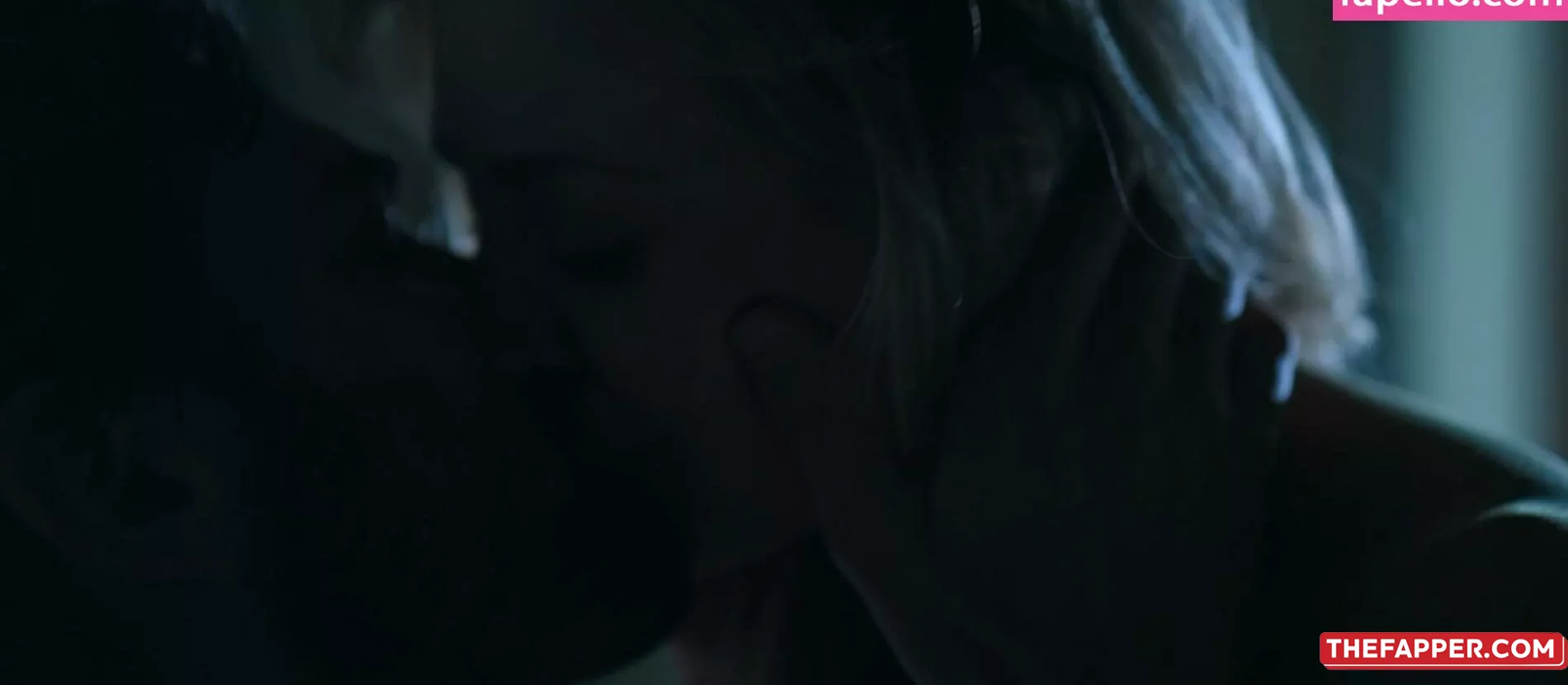 Kaley Cuoco  Onlyfans Leaked Nude Image #zG3J33Jtow