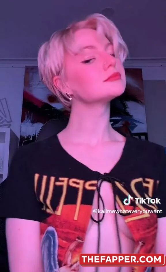 Kallmekris  Onlyfans Leaked Nude Image #HDYha86WGC