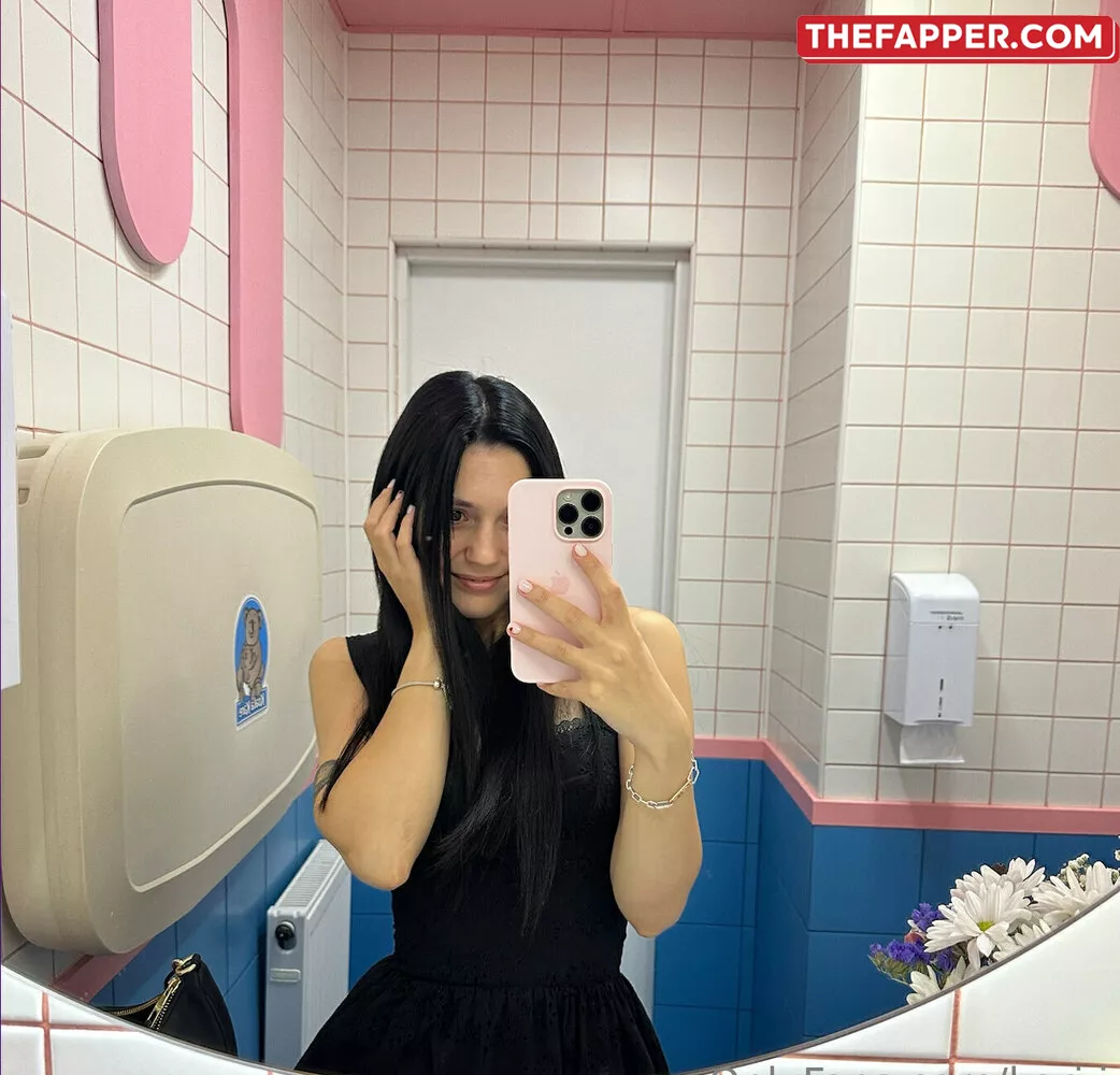 Kari.i  Onlyfans Leaked Nude Image #FXYH4hQnAF