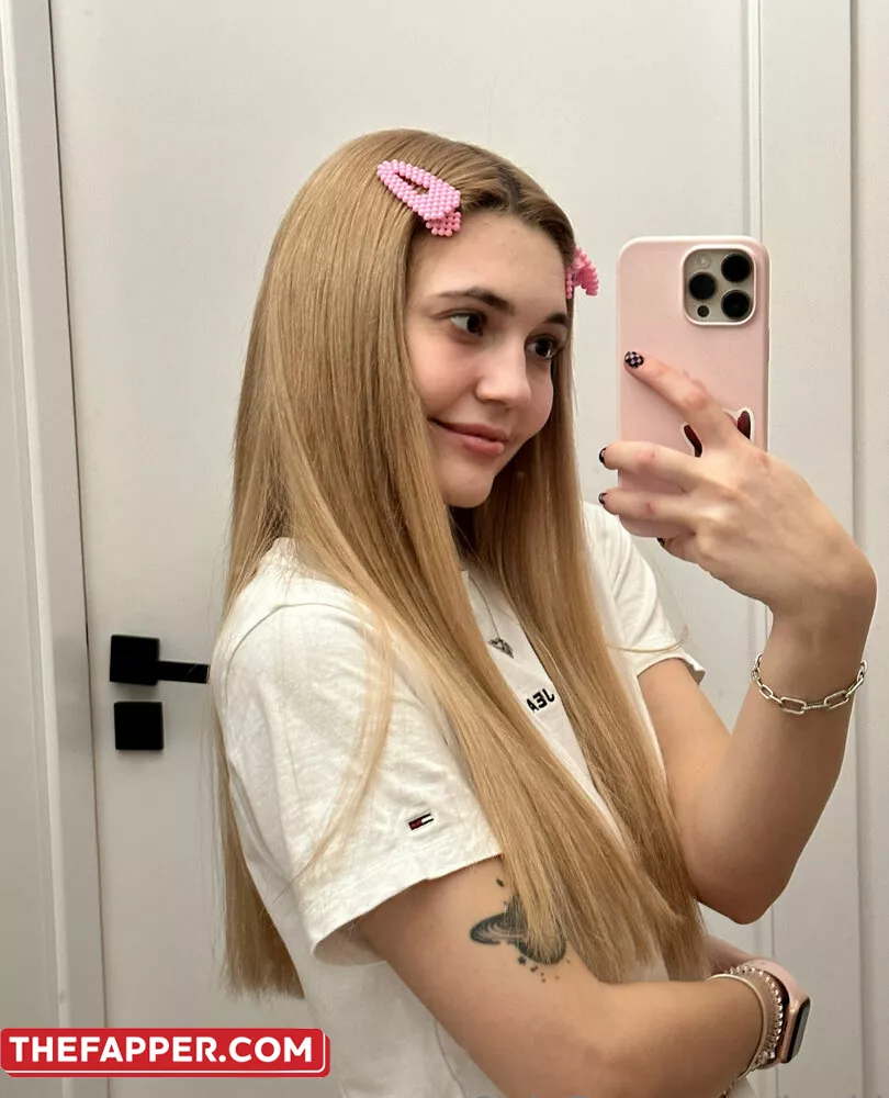 Kari.i  Onlyfans Leaked Nude Image #x9kF20Vu1J