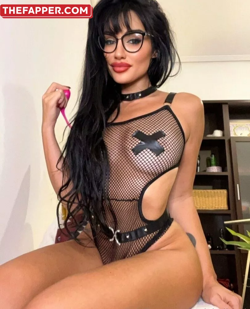 Karlabellucci  Onlyfans Leaked Nude Image #ycGuc3PxLm
