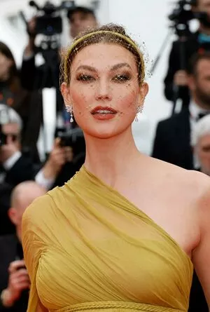 Karlie Kloss #czutzLxC7O