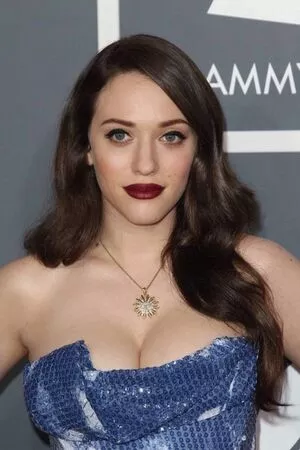 Kat Dennings #Q7snt3c4H4