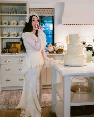 Kat Dennings #WwRNURfB7D