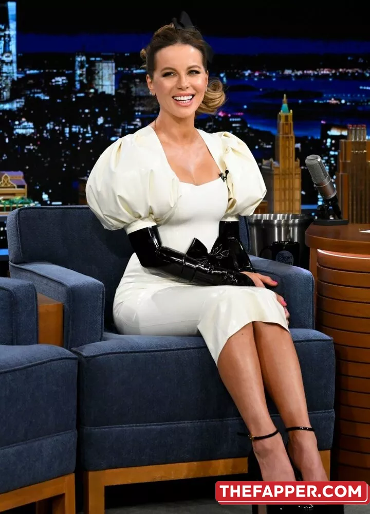 Kate Beckinsale  Onlyfans Leaked Nude Image #5Nzru5QDn2