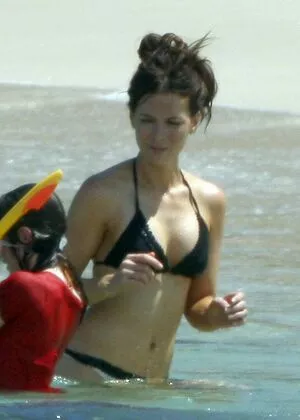 Kate Beckinsale #YnqEfa1pFn