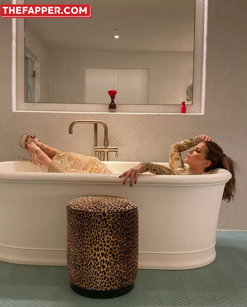 Kate Beckinsale  Onlyfans Leaked Nude Image #dfcPfRx0nb