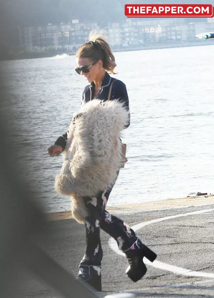 Kate Beckinsale  Onlyfans Leaked Nude Image #qBM3S3ByhG