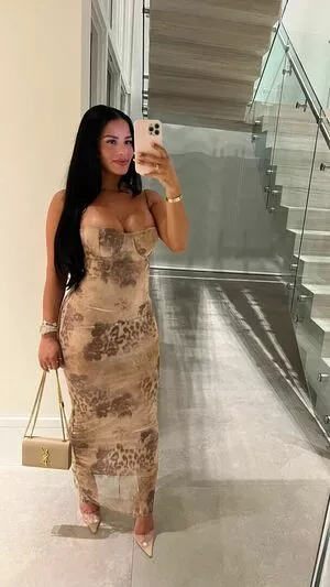 Katya Elise Henry #ypV4cQF81k