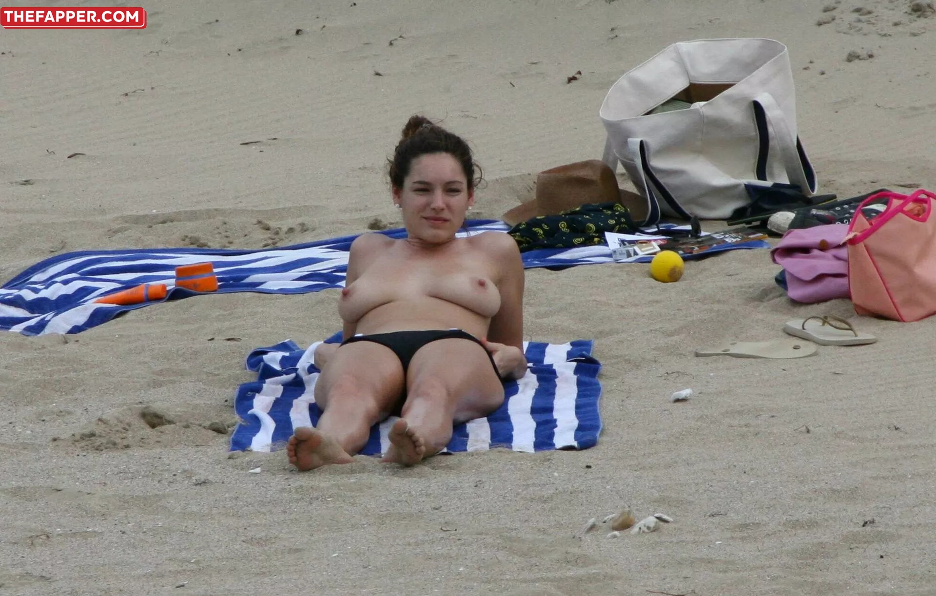 Kelly Brook  Onlyfans Leaked Nude Image #21dAbsBb2m