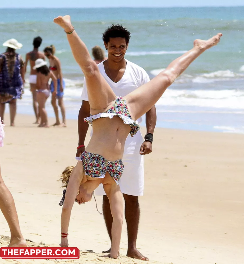 Kelly Brook  Onlyfans Leaked Nude Image #YX6lCFUifl