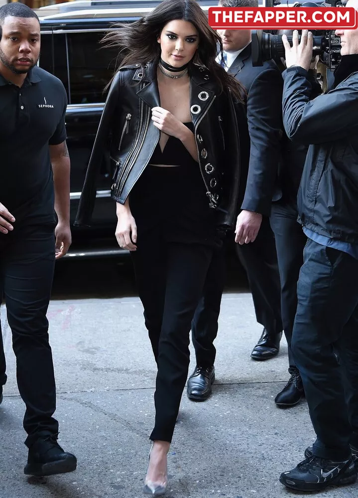 Kendall Jenner  Onlyfans Leaked Nude Image #3RLMqSPMeb