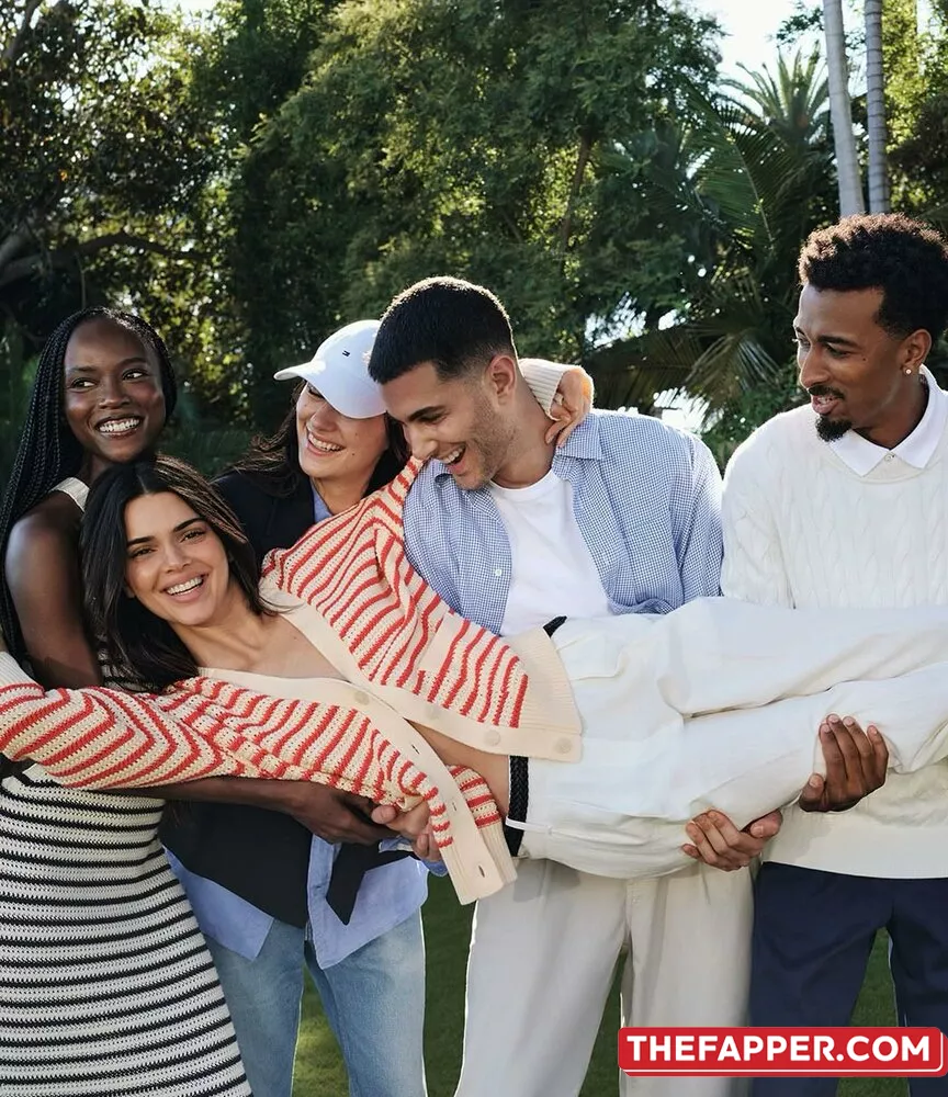 Kendall Jenner  Onlyfans Leaked Nude Image #L0hbmQ36ND