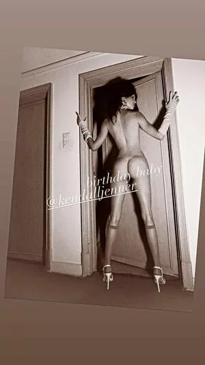 Kendall Jenner Onlyfans Leaked Nude Image #Sw4phnXTzA