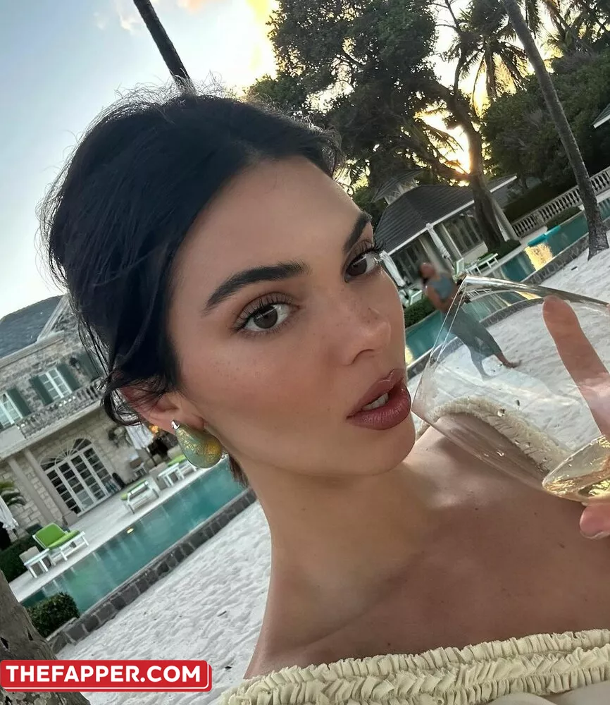 Kendall Jenner  Onlyfans Leaked Nude Image #oH4YqMSwTW