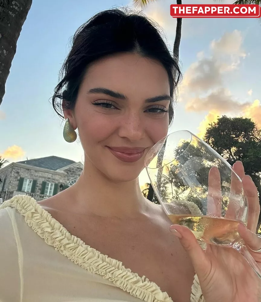 Kendall Jenner  Onlyfans Leaked Nude Image #xhTAnALp0Y