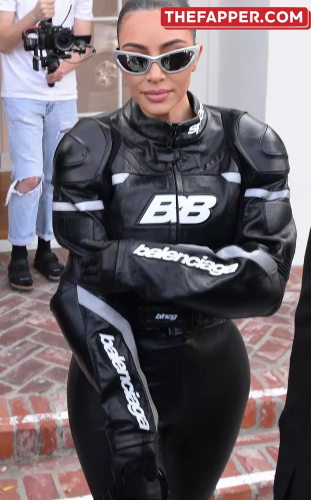 Kim Kardashian  Onlyfans Leaked Nude Image #64sdt9Dqby